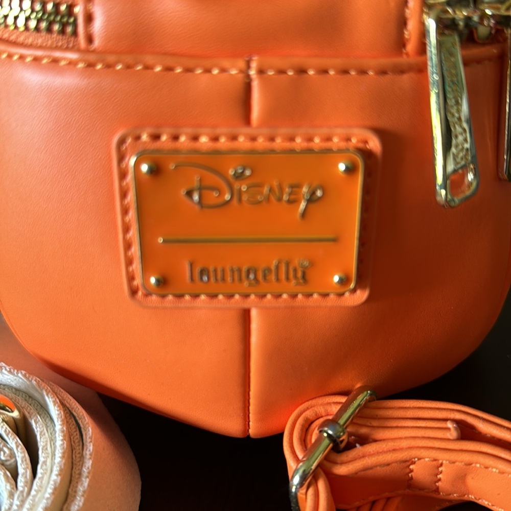 Disney Loungfly Halloween Purse - Picture 5 of 5